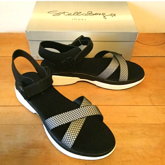 Stella Berg Shoes - NWB Stella Berg Athleisure Sandals Sz 11
